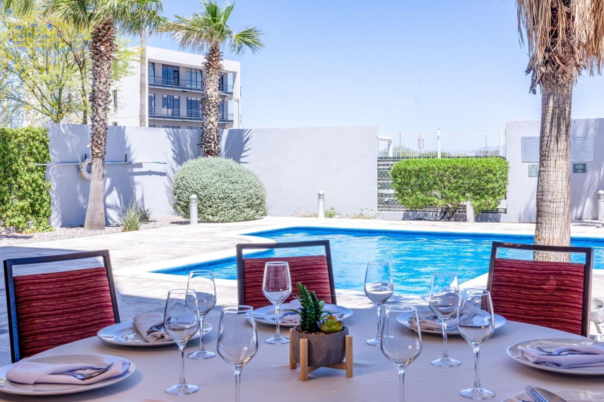 Courtyard By Marriott Hermosillo Exterior photo