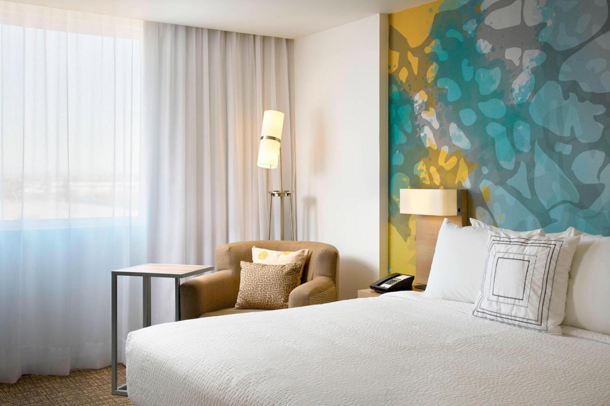 Courtyard By Marriott Hermosillo Exterior photo